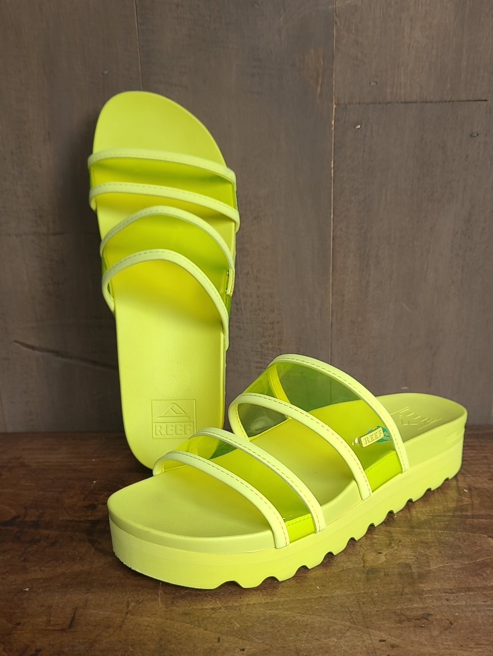 EUC Reef Vista High Energy Sandal Women's sz 10 Yellow Platform Slip On Slide